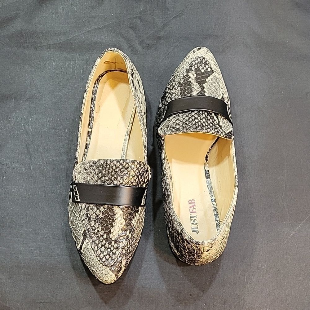 Justfab Snake Print Slip-On Pointed Toe Women's L… - image 4